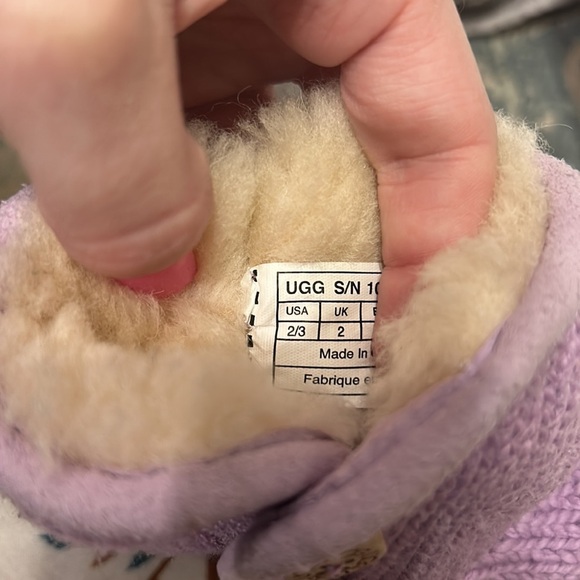 UGG Knit Booties - Picture 5 of 6